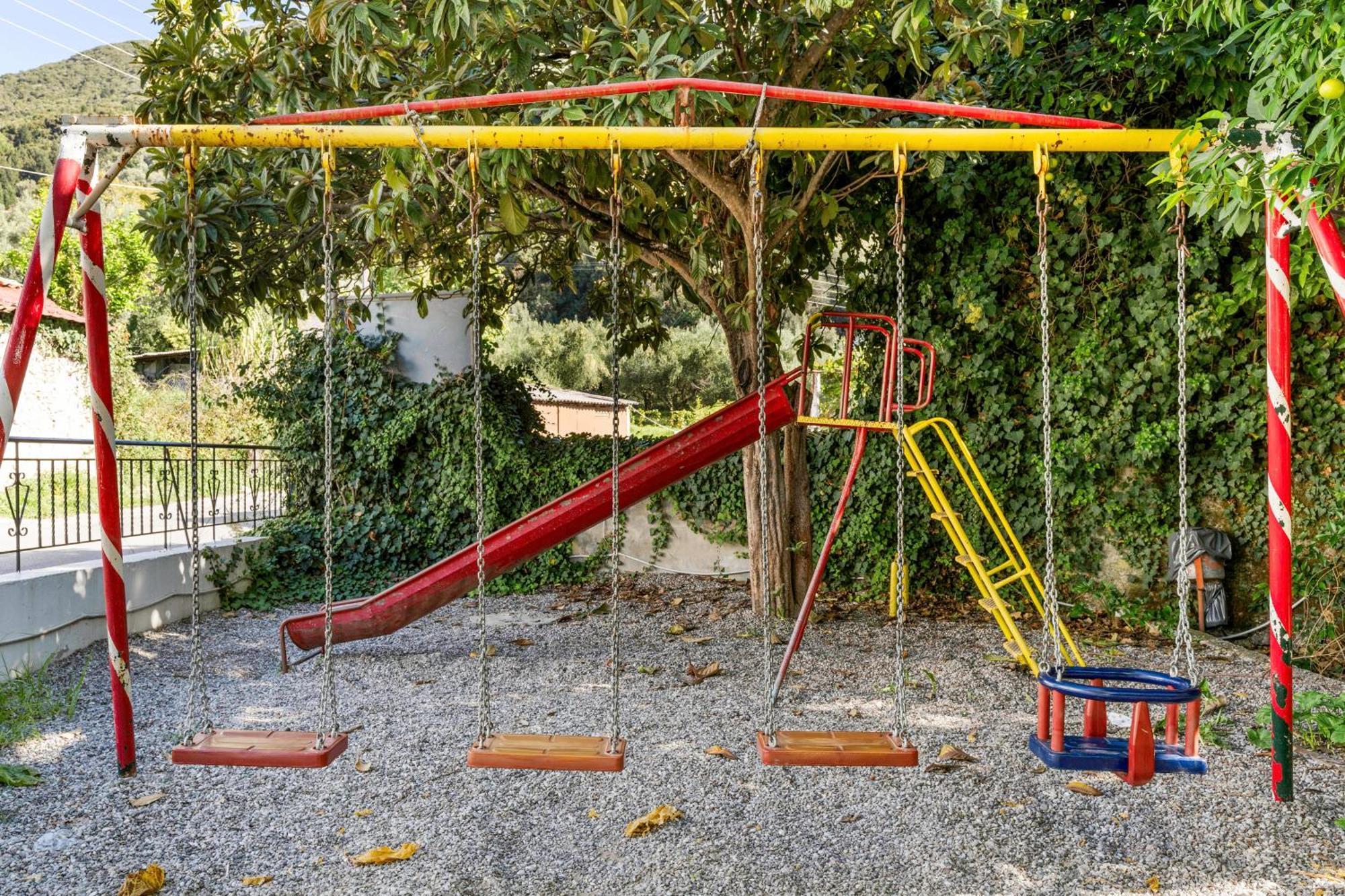 Verani Residence Parking Balcony Playground Sivros Экстерьер фото
